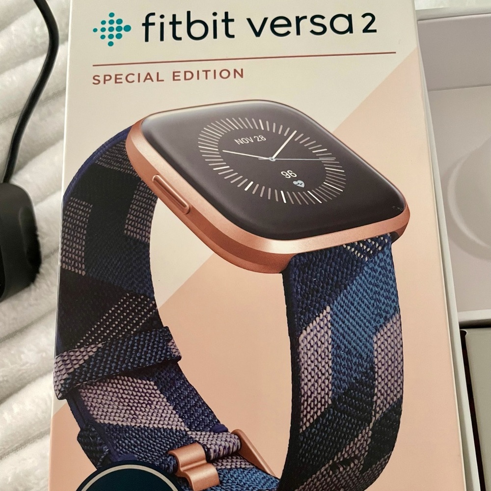 Fitbit Versa 2 Special edition- brand new!